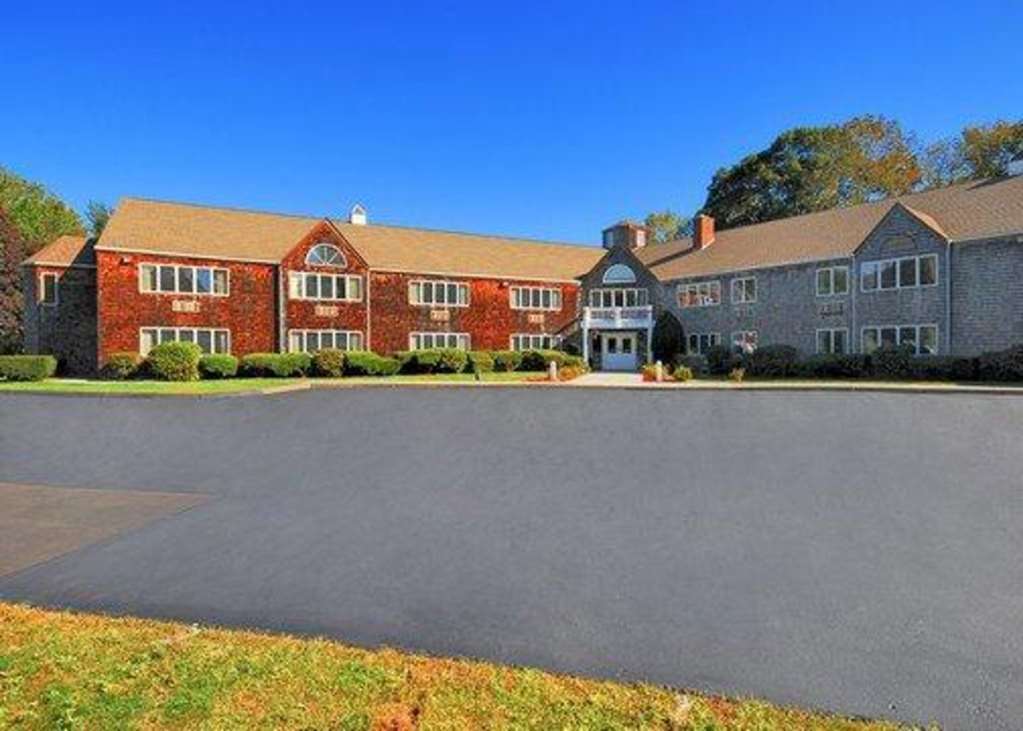Econo Lodge Inn & Suites 그로튼 외부 사진